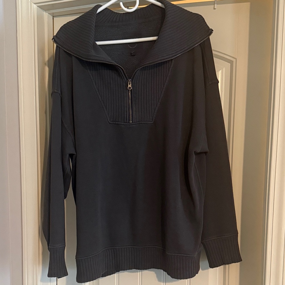 Aerie Women’s Black Half-Zip Sweater